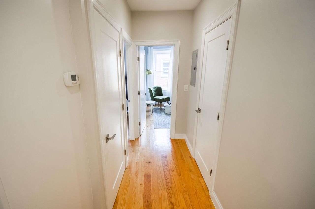 81 Prince St #4 - Photo 4 of 13