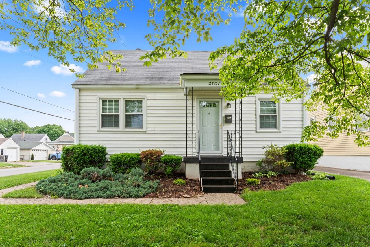 2701 Delor Ave - Photo 3 of 46
