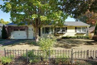 819 Nw 36th St - Photo 1 of 1