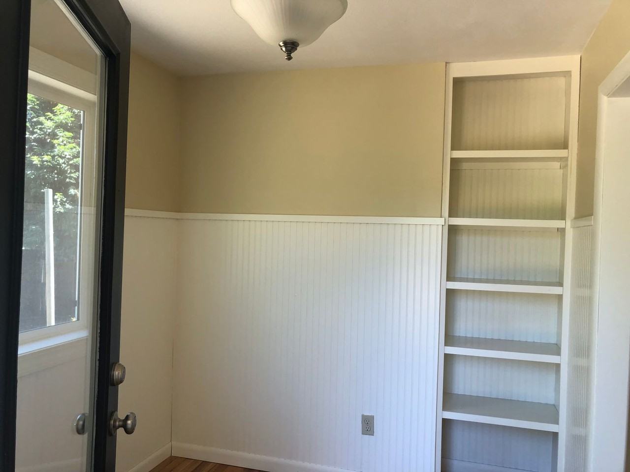 819 Nw 36th St - Photo 7 of 24