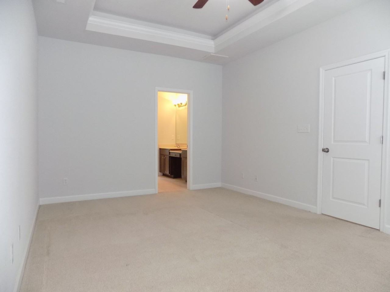 121 Wineberry Way - Photo 6 of 37