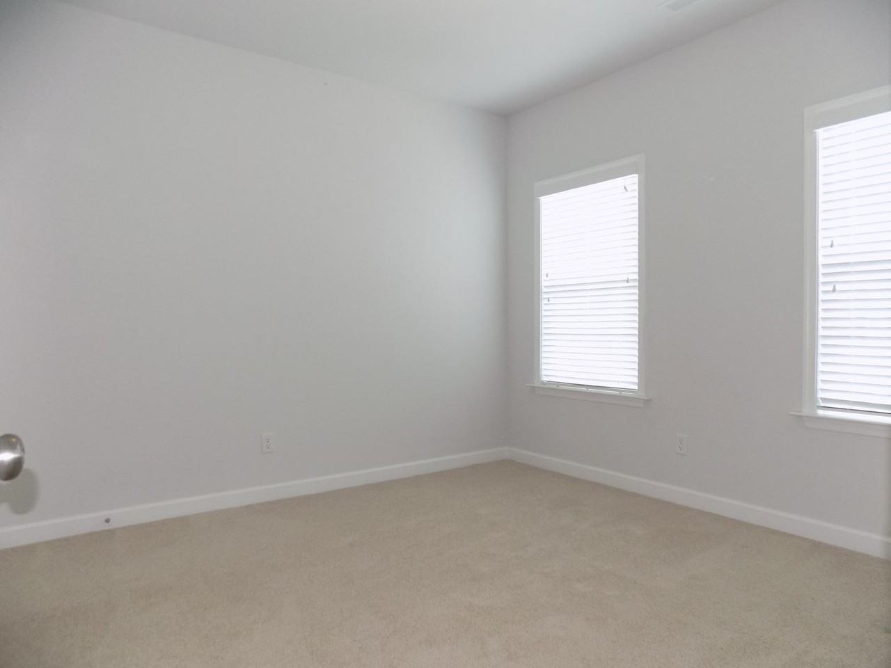 121 Wineberry Way - Photo 5 of 37