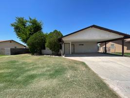 featured image of 1716 S 46th Dr