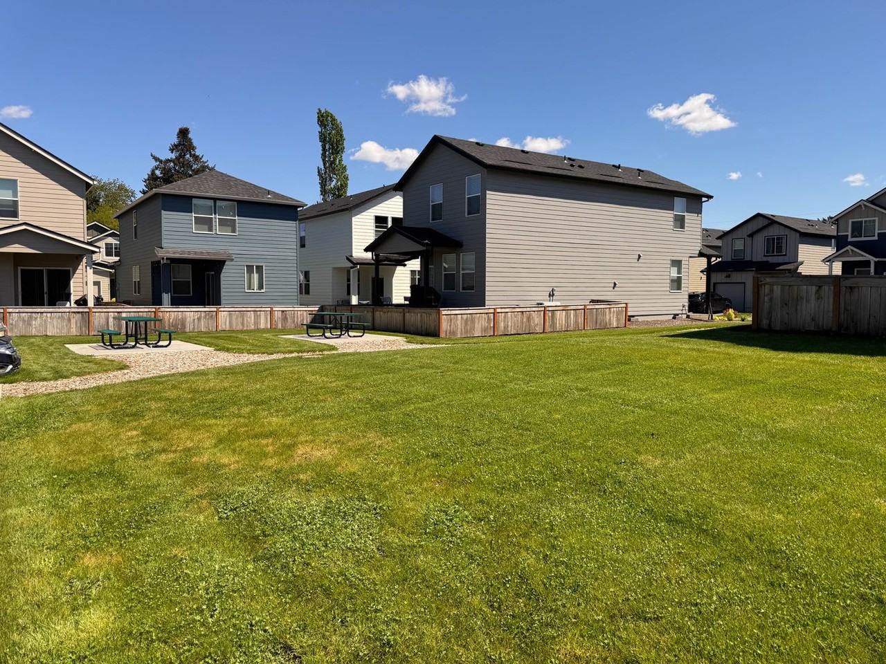 6313 Ne 61st Ave - Photo 4 of 19