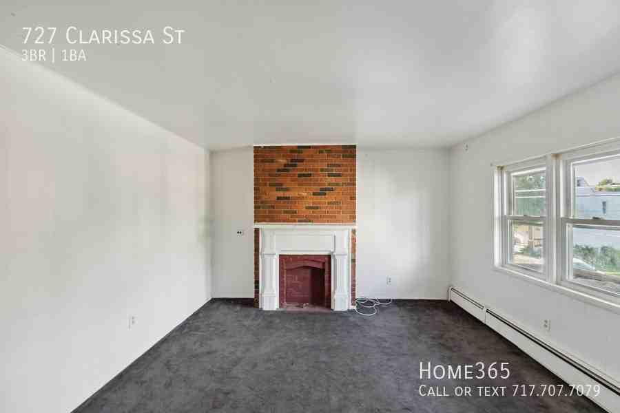 727 Clarissa St - Photo 2 of 14