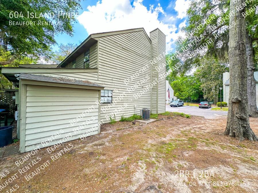 604 Island Pines Dr - Photo 2 of 24