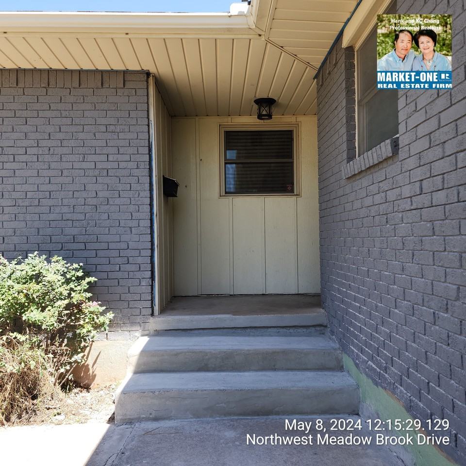 3819 Nw Meadowbrook Dr #NA - Photo 2 of 26