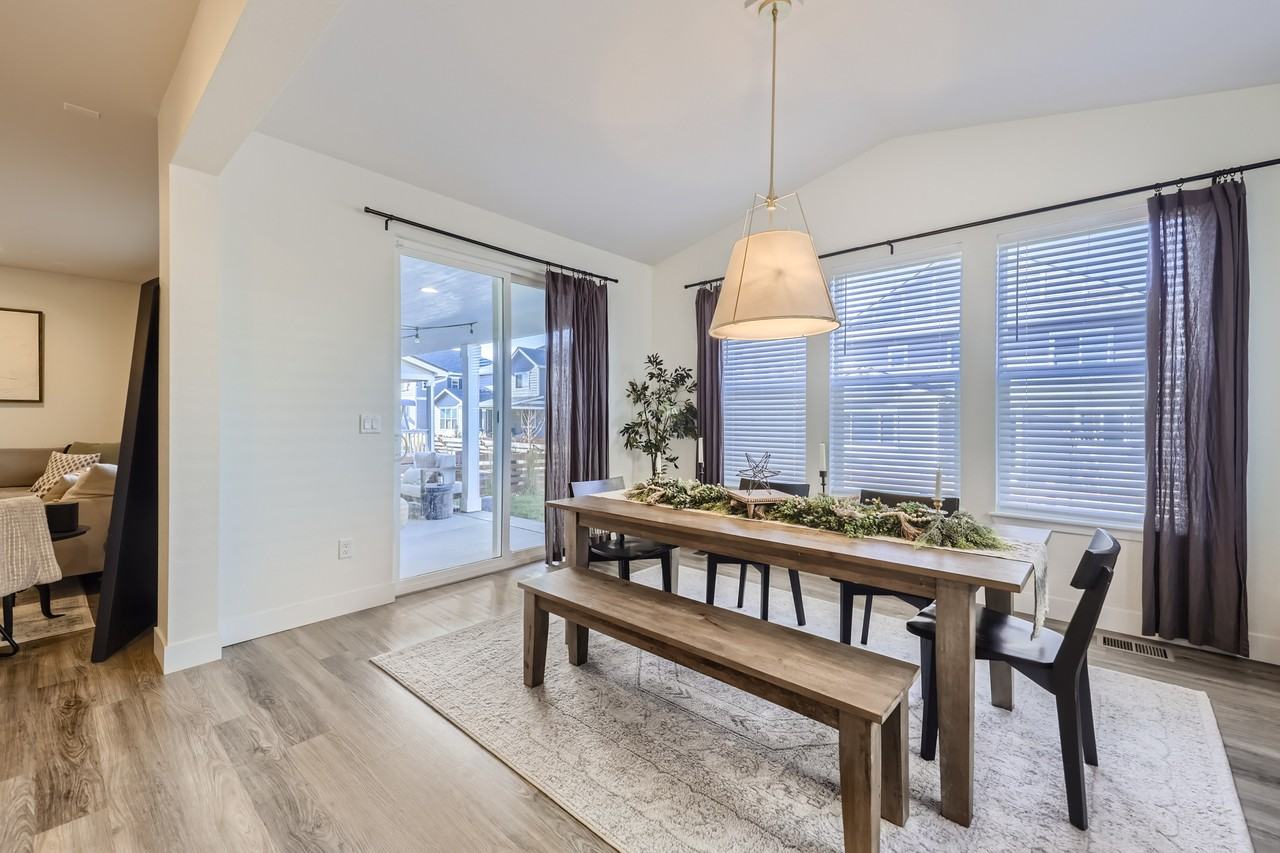 841 Boulder Peak Ave #NA - Photo 5 of 26