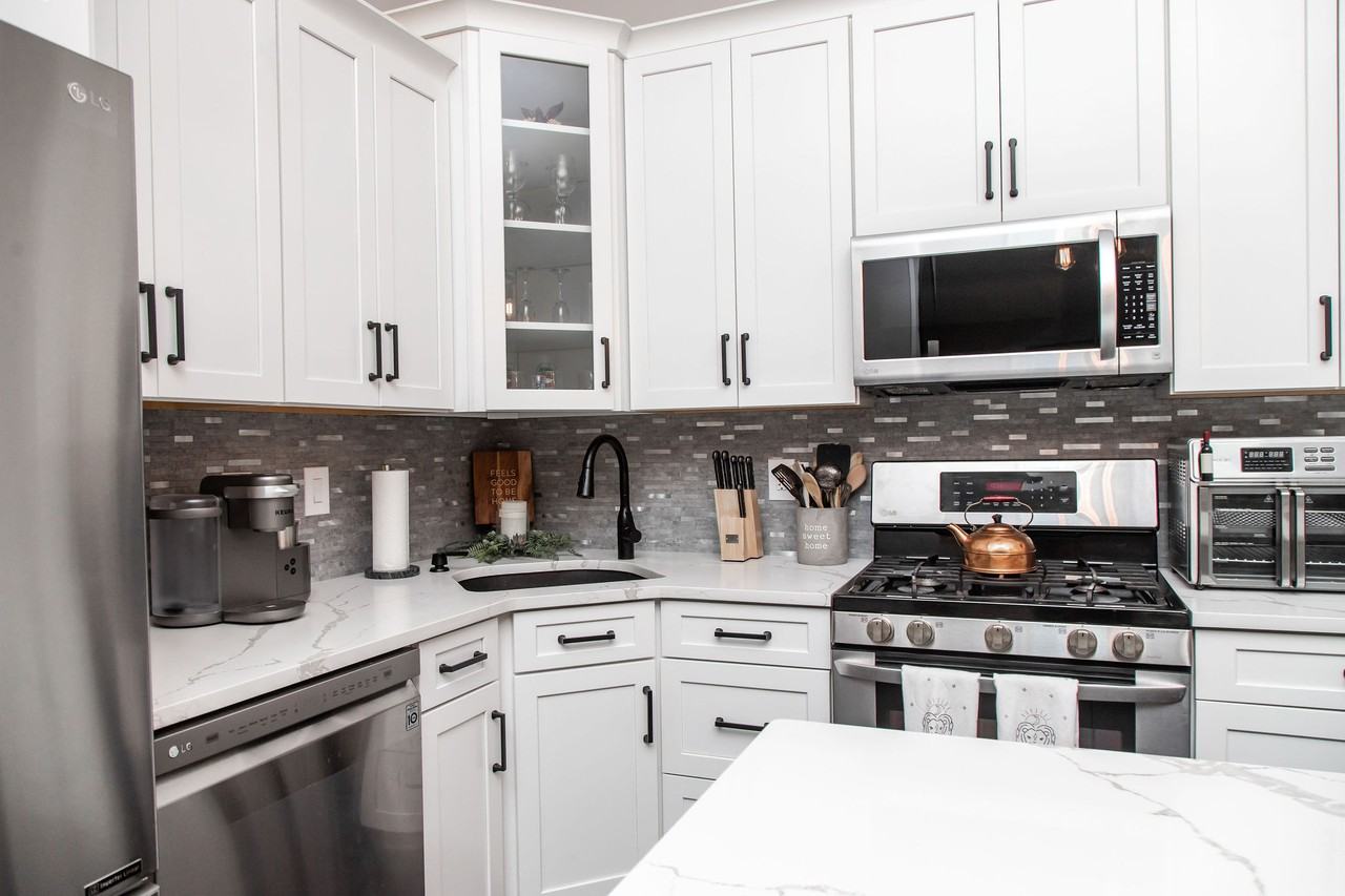 2702 Lindsley Rd #2702 - Photo 2 of 27