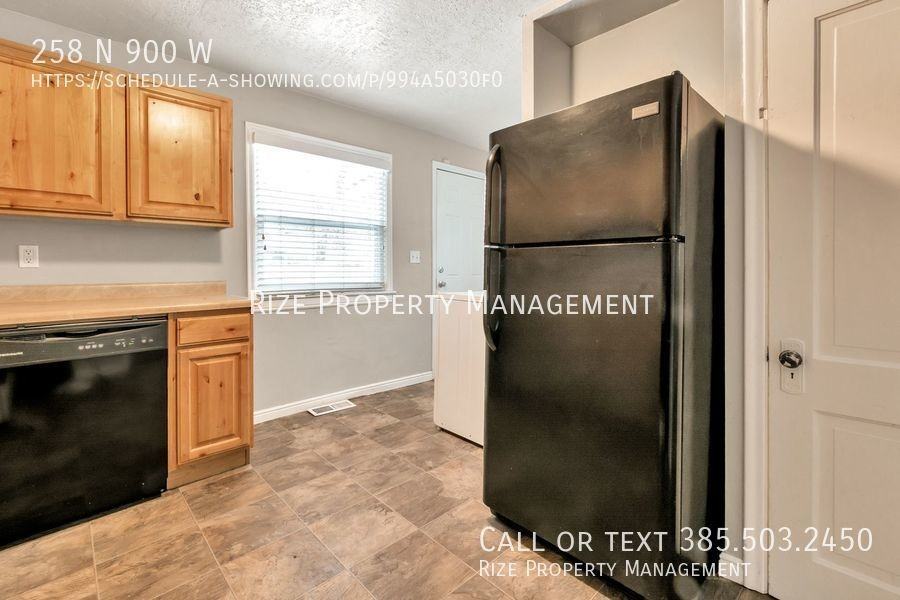 258 N 900 W - Photo 2 of 13