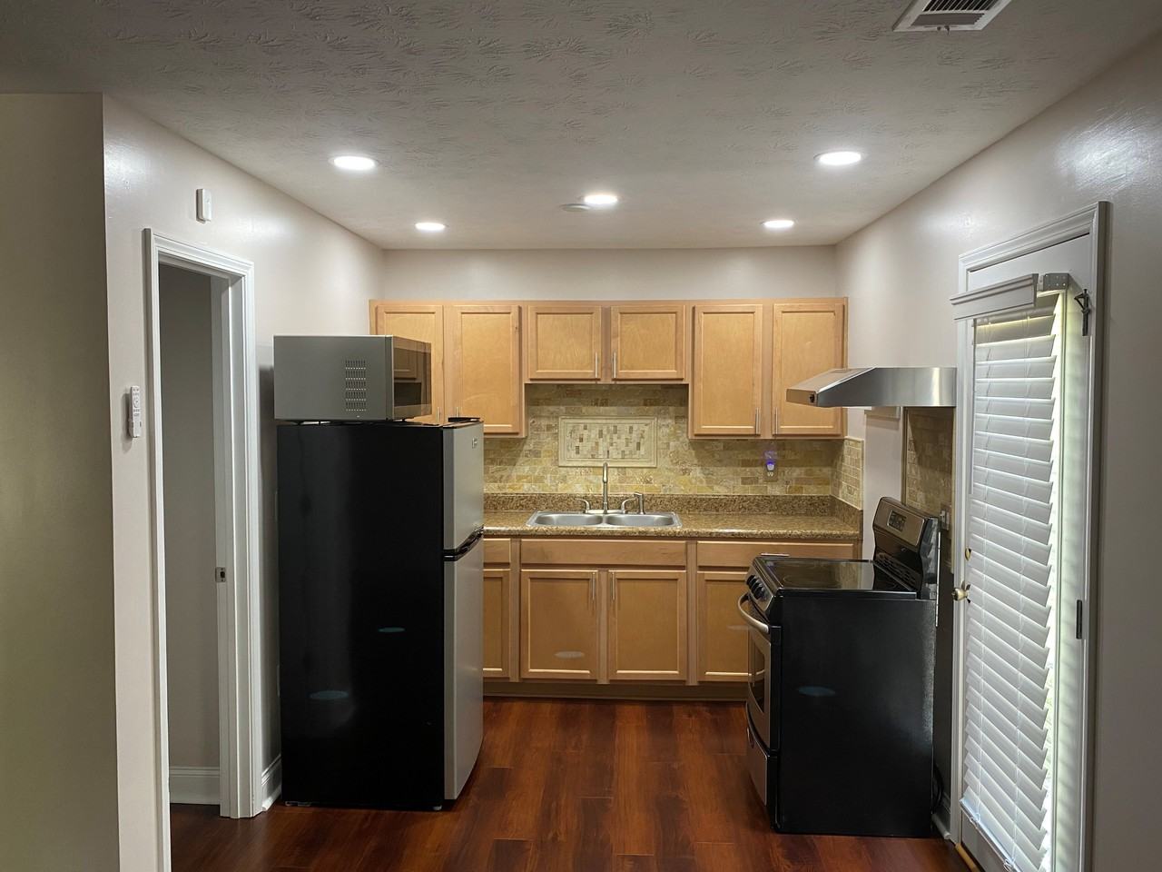 515 Cole Creek Dr #NA - Photo 2 of 18