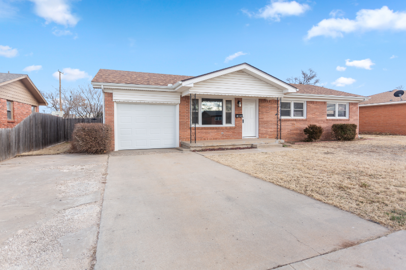 1824 N Faulkner St - Photo 3 of 20