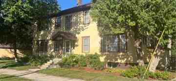 featured image of 1203 2nd St N