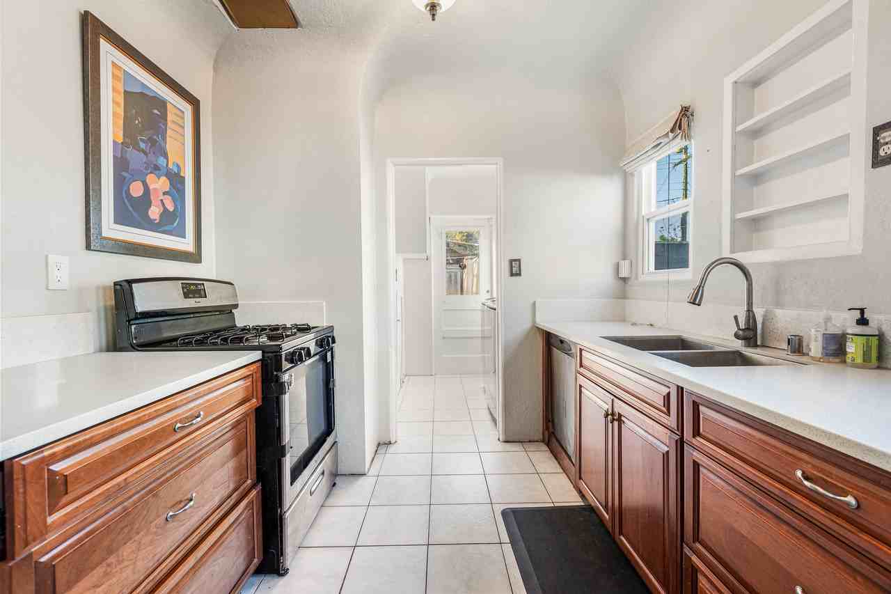 506 Palomar Ave #1 - Photo 6 of 21