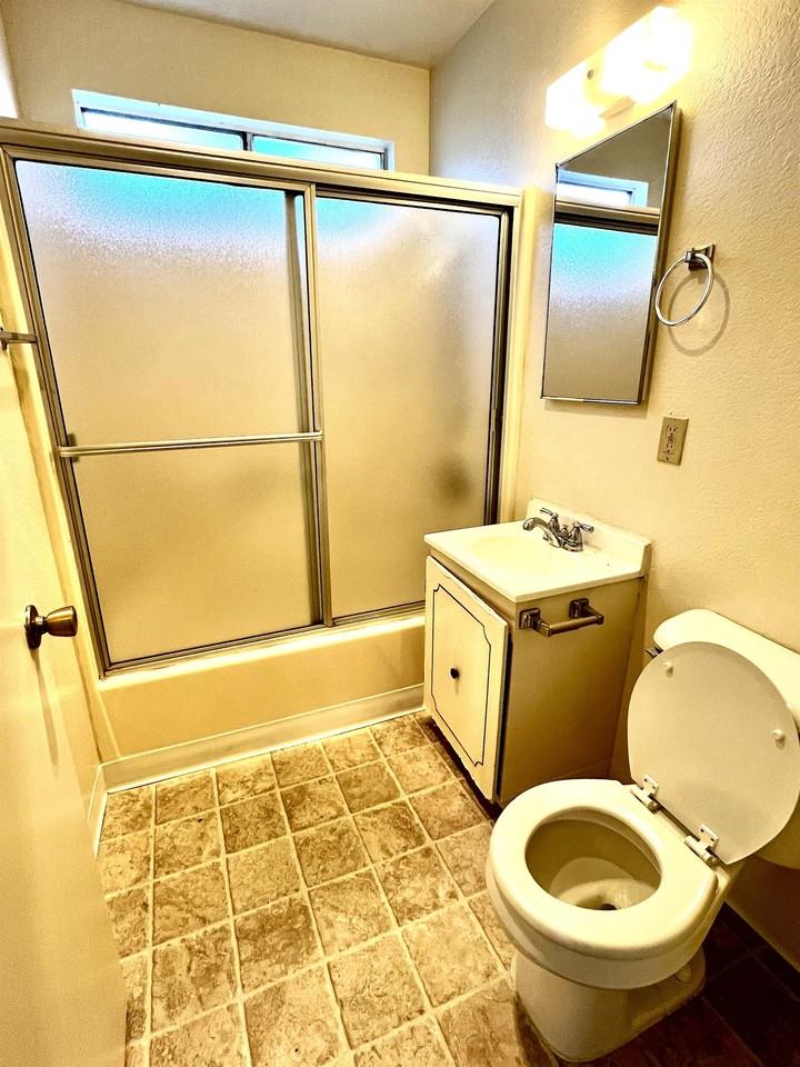 9550 Campo Road - Photo 4 of 4