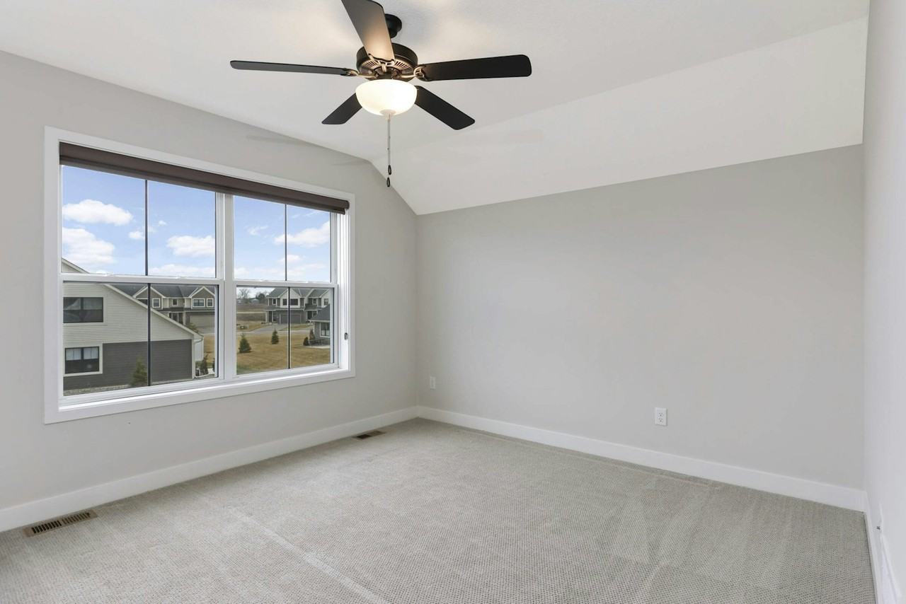 7070A 181st Street West - Photo 7 of 39