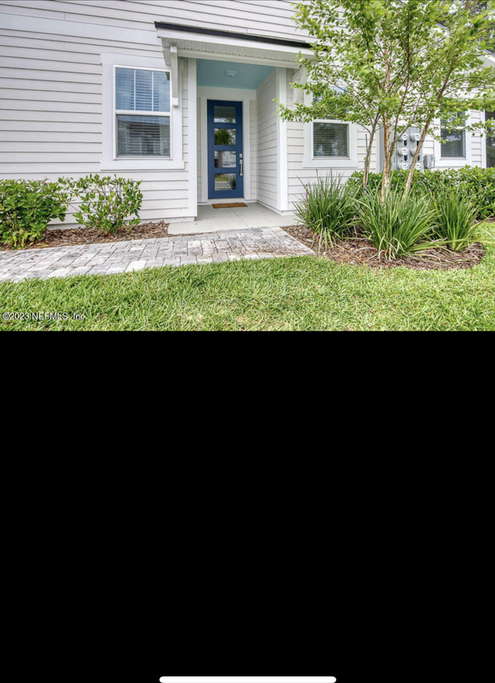 3677 Marsh Reserve Blvd - Photo 3 of 28