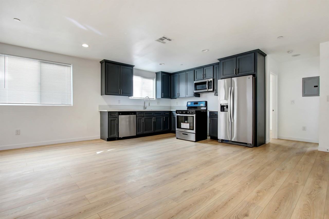 2437 Malabar Street #2437-1-2 - Photo 4 of 28