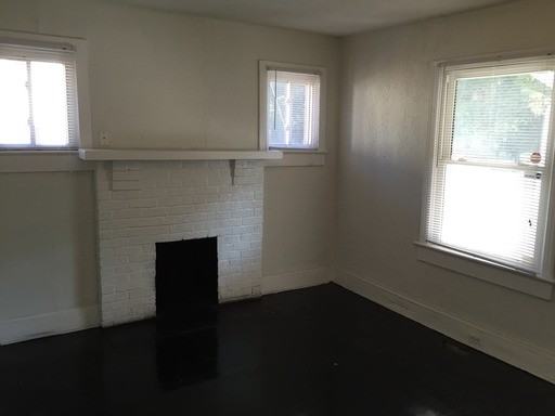 2812 Mayfair Ave - Photo 3 of 13