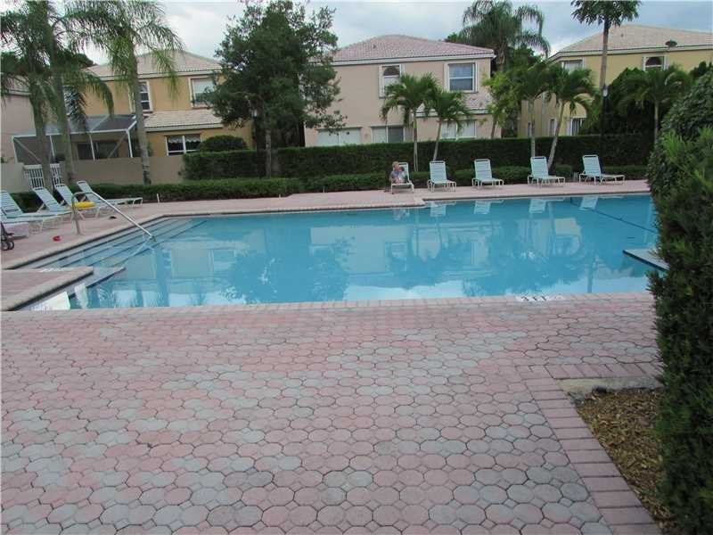 4709 Northwest 114th Drive - Photo 3 of 3