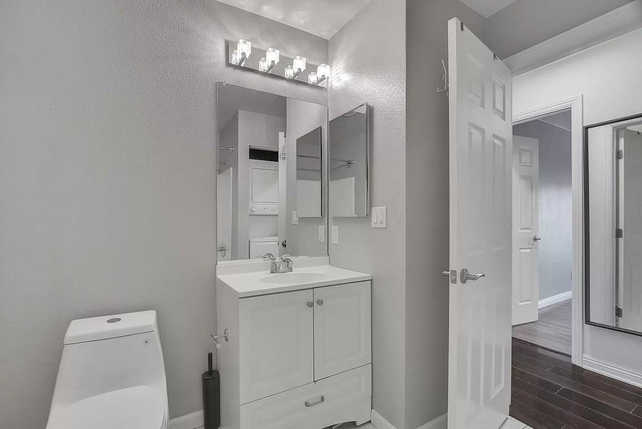 979 Catkin Ct #979 - Photo 3 of 14