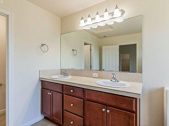 5377 Se Verbena Pl #1 - Photo 3 of 17