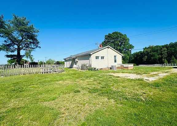 2739 Pleasant Ridge Rd #1 - Photo 3 of 20