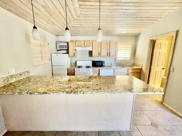 44510 San Carlos Ave - Photo 2 of 8