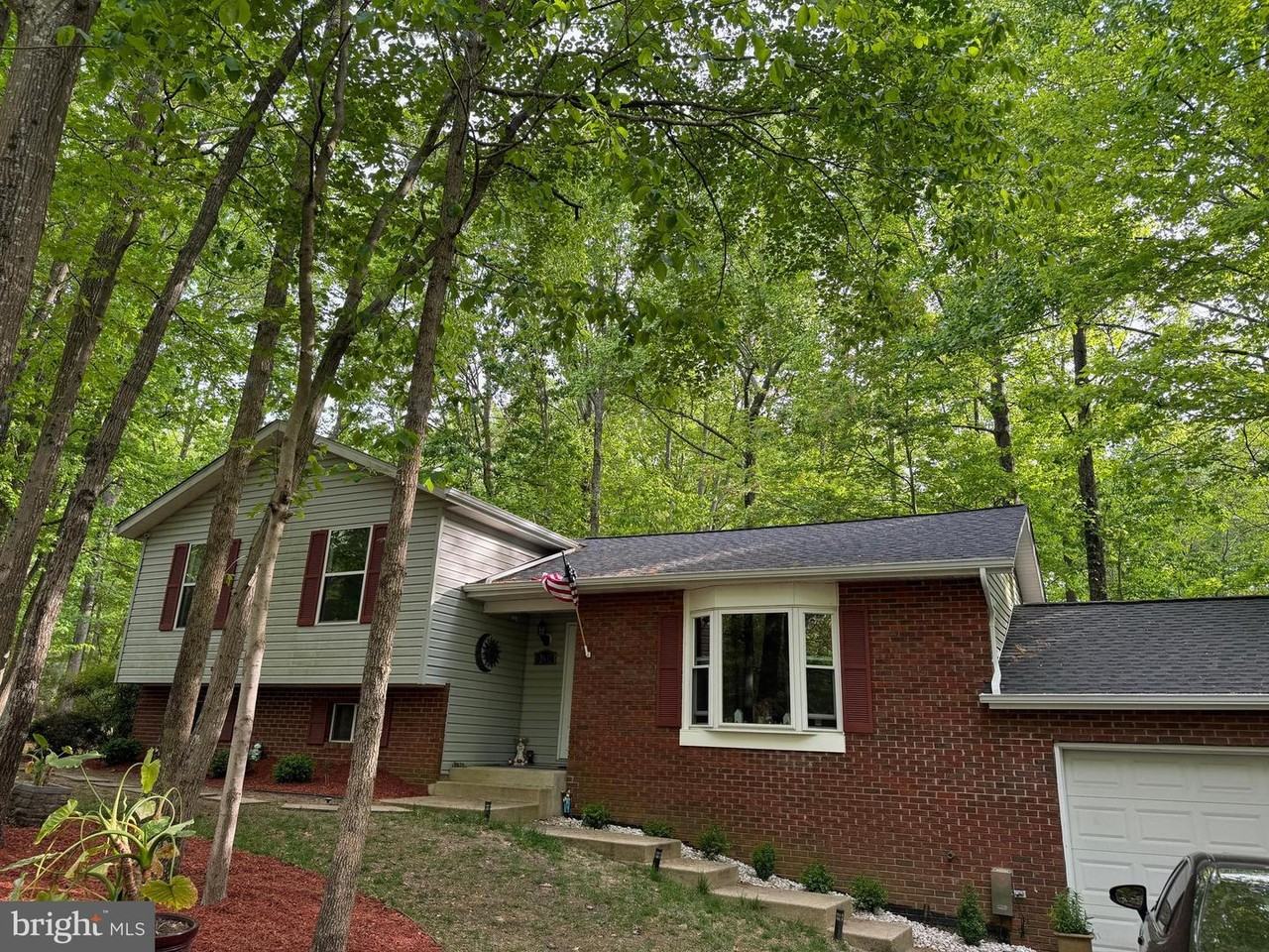 12625 Deerfield Rd - Photo 2 of 34