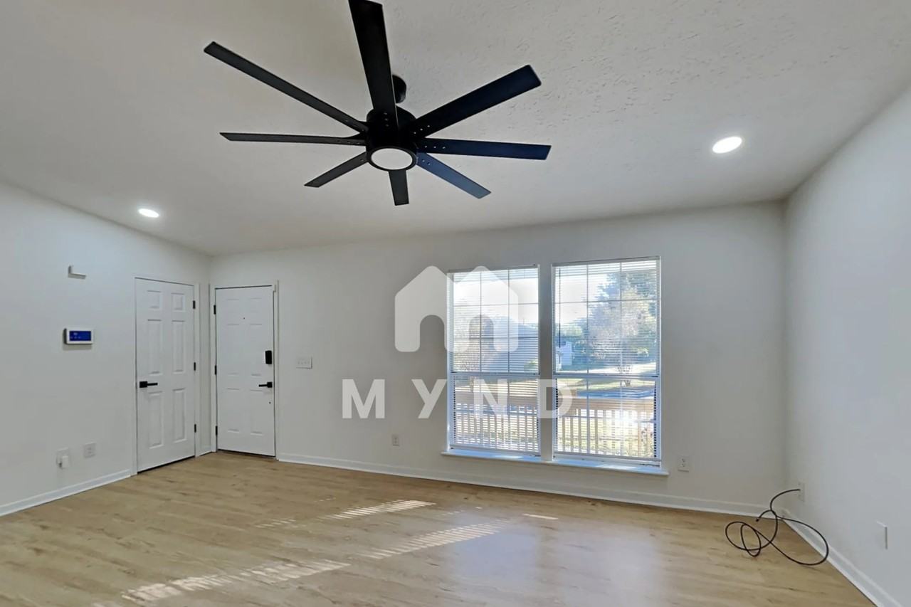 259 Tarragon Way Sw - Photo 2 of 20