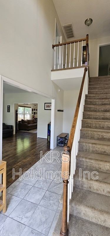 125 Crosspointe Ct - Photo 6 of 46