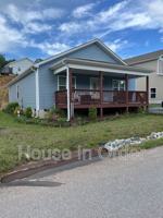 featured image of 542 Quinn Hill Ln