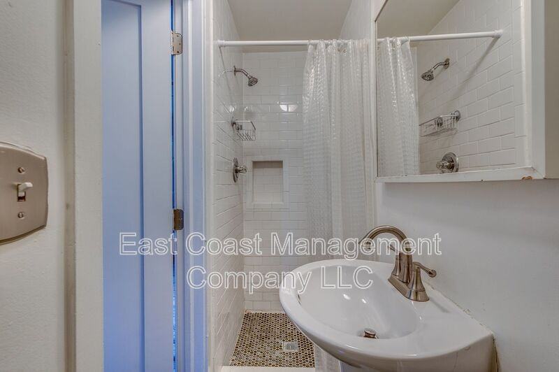 1214 Battery Ave - Photo 4 of 21