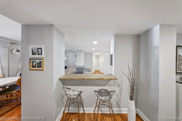 615 W Hancock St #1 - Photo 7 of 28