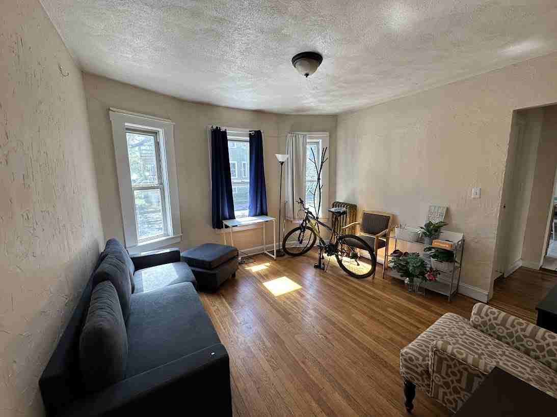 227 Boston Ave #1 - Photo 7 of 18