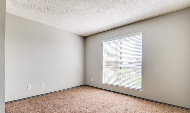 551 Heimer Rd #302C - Photo 7 of 9