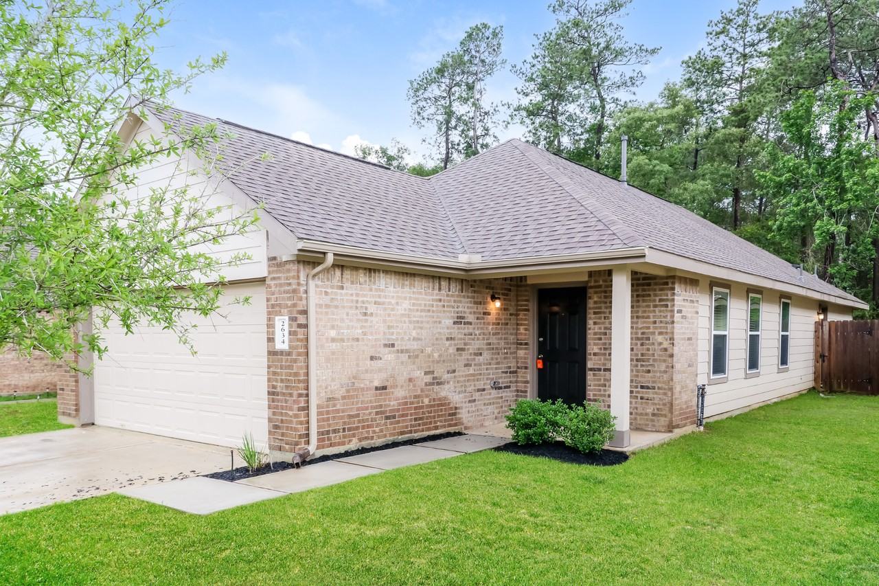 2634 Lina Dr - Photo 2 of 17