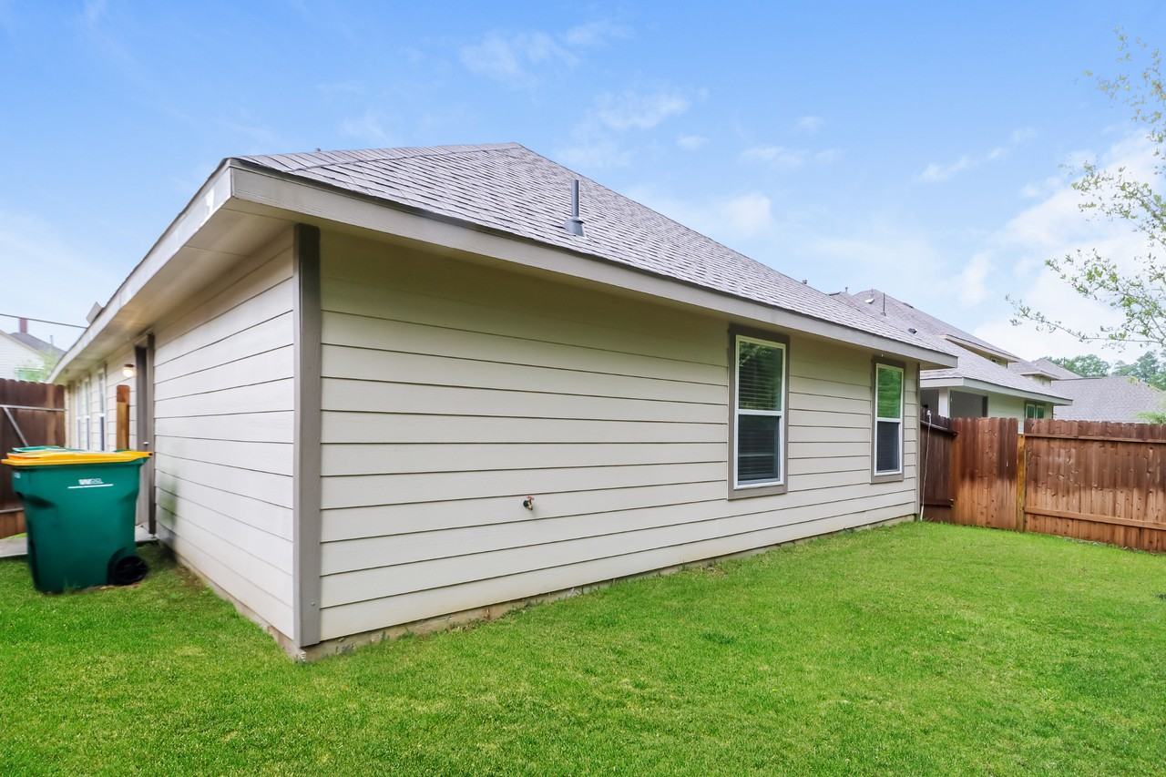 2634 Lina Dr - Photo 3 of 17