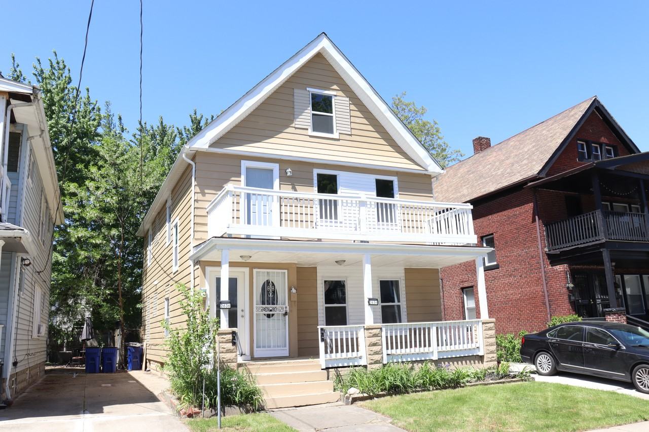 2634 E 122Nd St - Photo 2 of 2