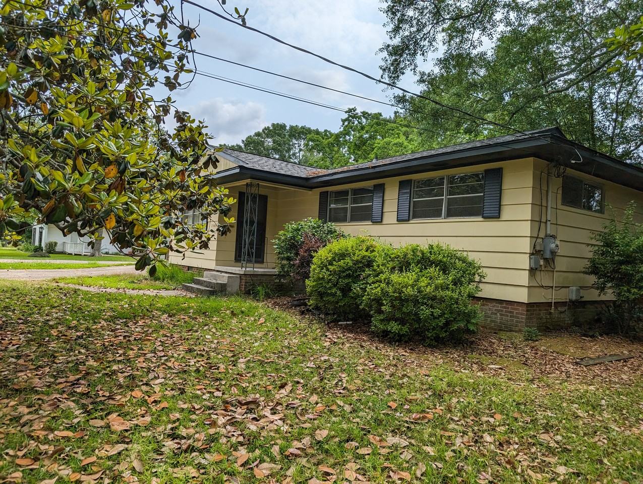 2904 Williamsburg Rd - Photo 2 of 39