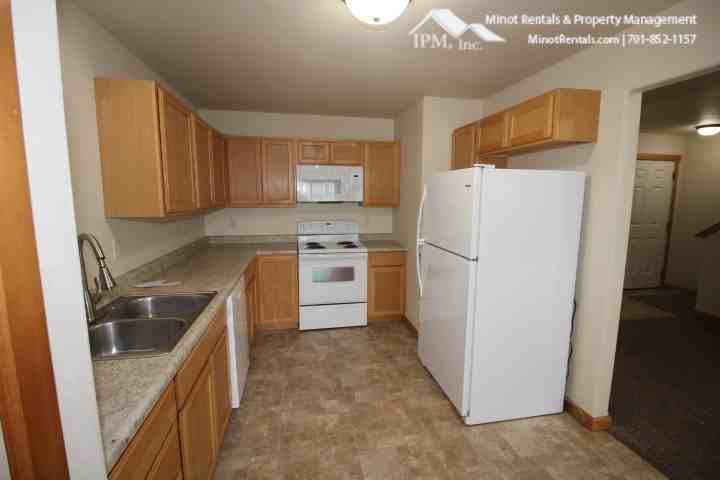 344 Adeline Dr - Photo 2 of 12