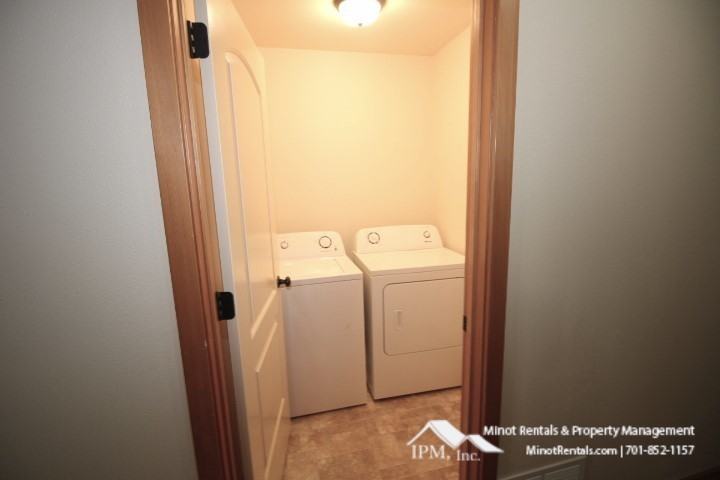 344 Adeline Dr - Photo 5 of 12