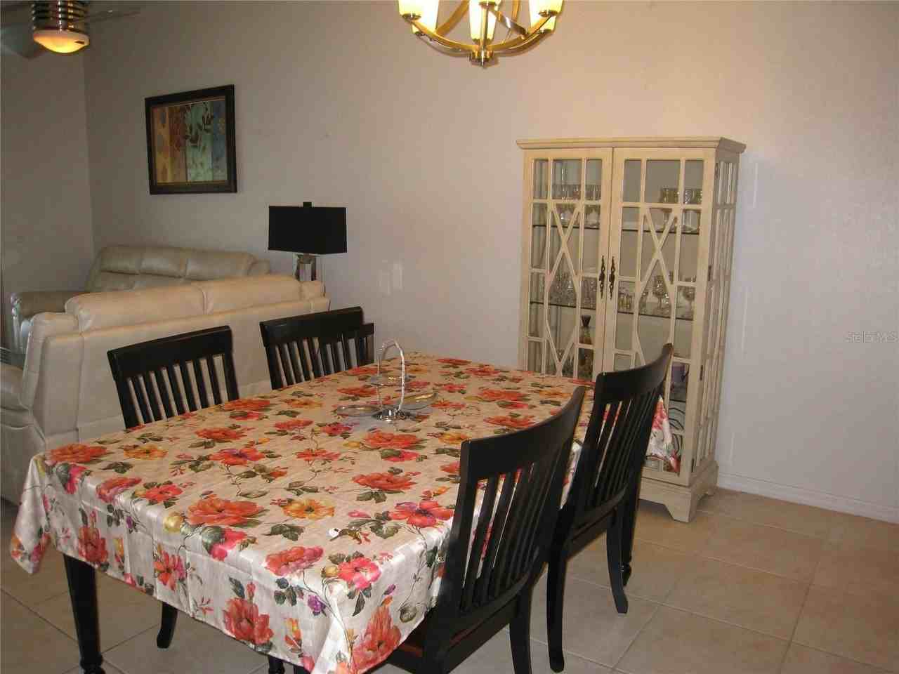 1512 Rio De Janeiro Avenue - Photo 4 of 15