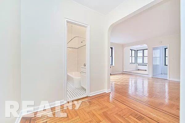 E 24th St #1J - Photo 5 of 12