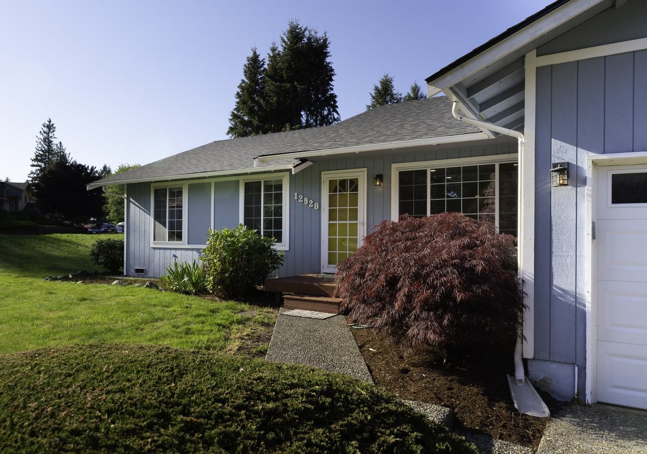 12920 Se 157th Pl #1 - Photo 3 of 41