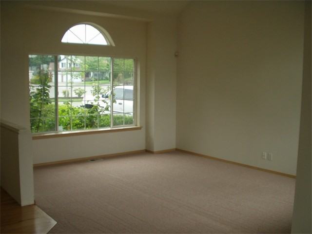 3827 Kromer Ave - Photo 2 of 9