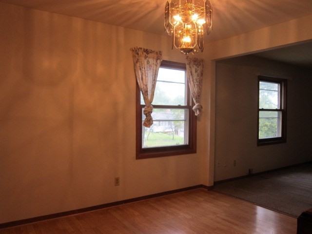 8807 Coral Rd - Photo 3 of 17