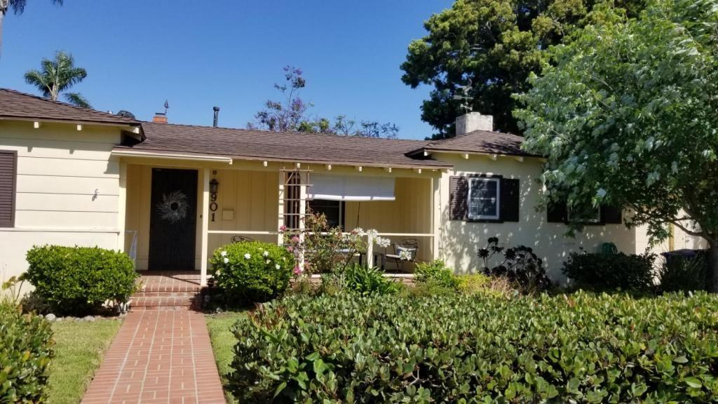 901 A Ave - Photo 2 of 24