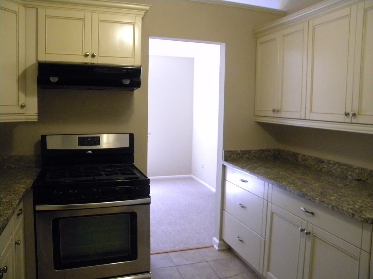 633 Woodmill Dr - Photo 3 of 23