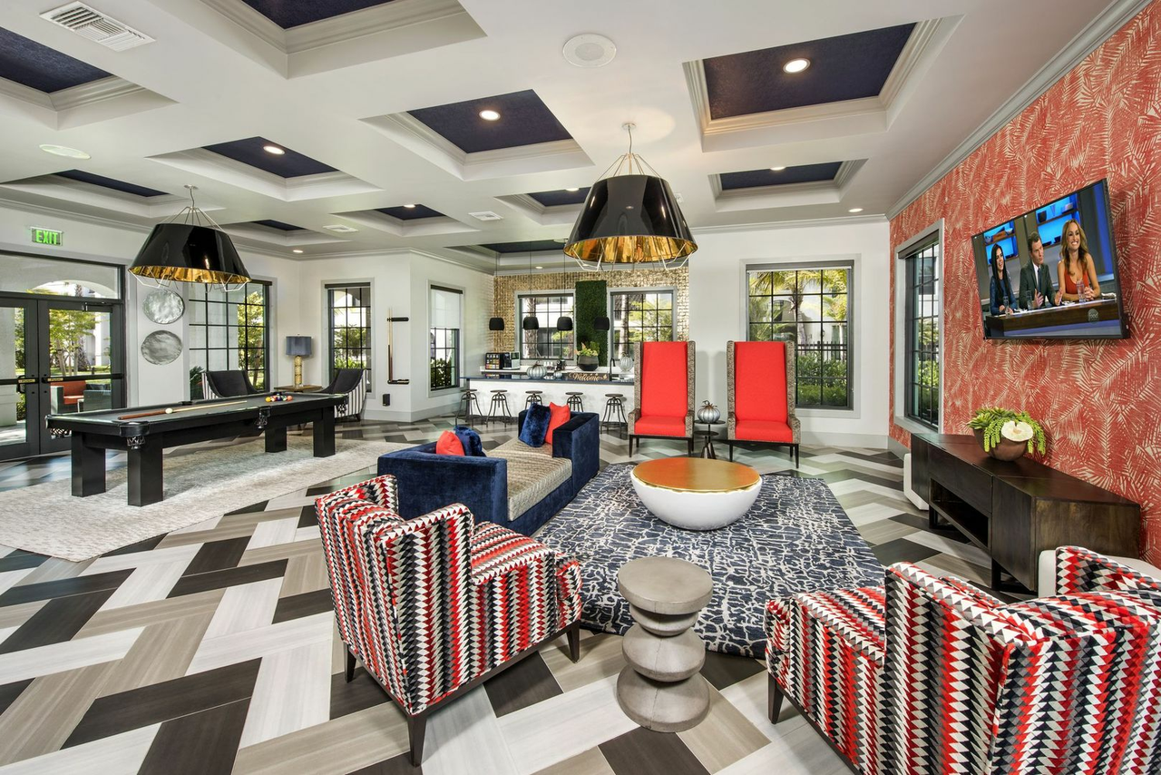 VIVA Luxury Apartments - Photo 7 of 17